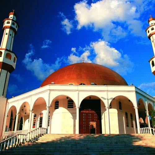Mesquita-Omar-Ibn-Al-Khattab-1