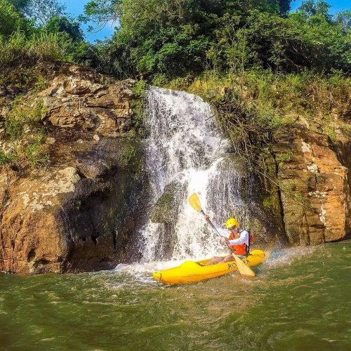 passando-pela-cachoeira